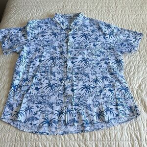 IZOD Saltwater Men’s button down shirt XXL. Tropical, floral Hawaiian, travel